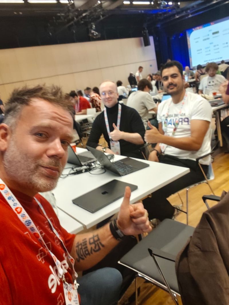 Rafał Gicgier, David Burdelak, Aziz Ozbek na WordCamp Europe 2026